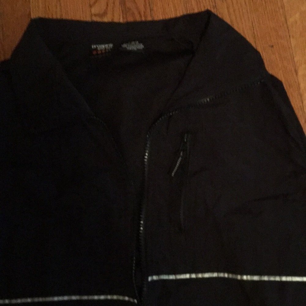 Woman’s vest - Picture 2 of 3